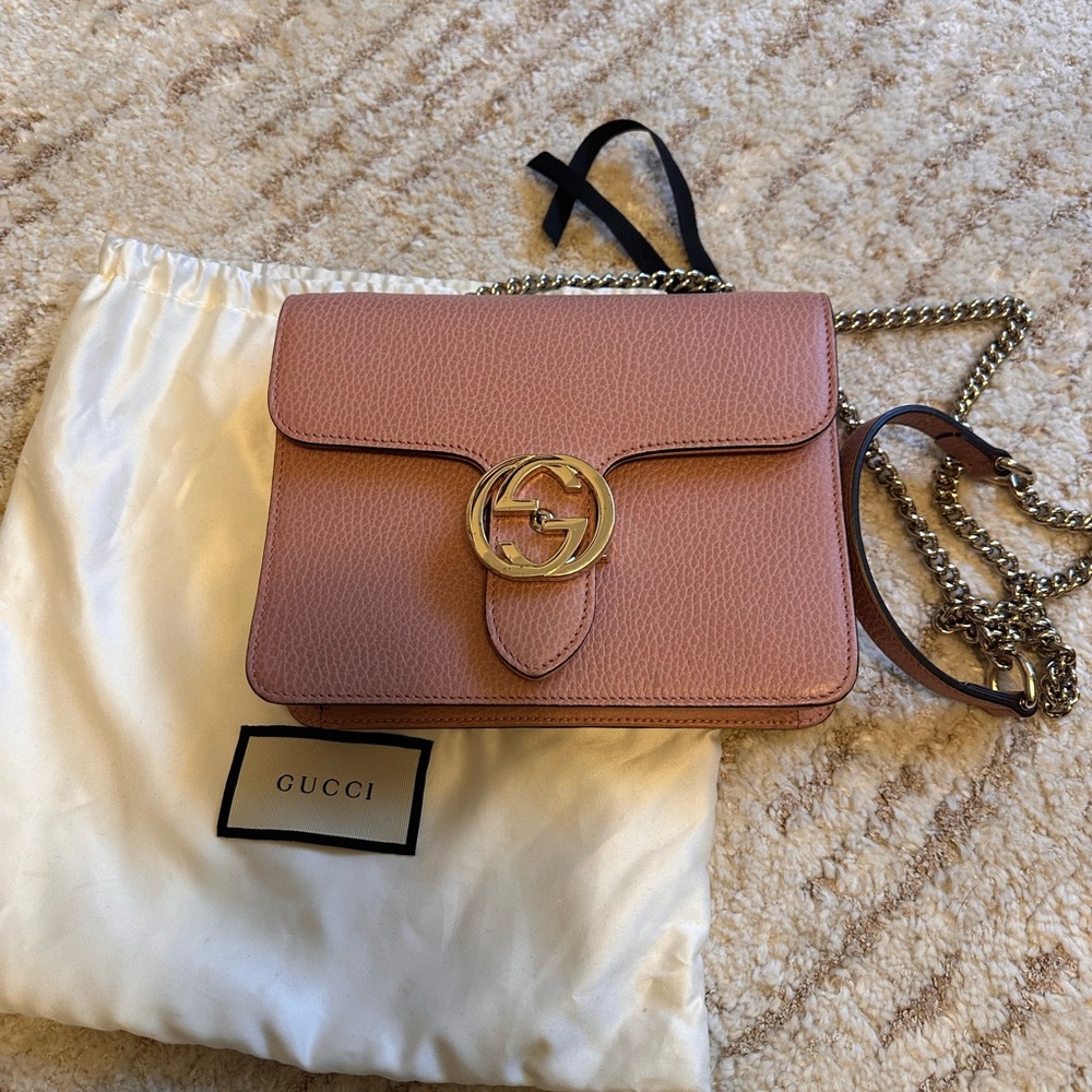 authentic GUCCI Dollar Calfskin Small Interlocking G Shoulder Bag in Soft Pink.